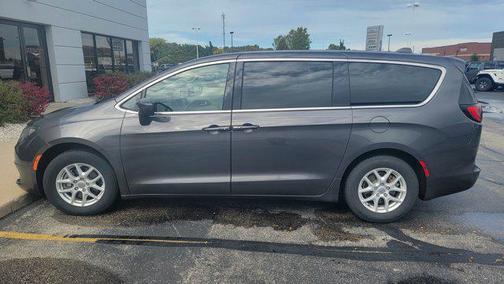 2017 Chrysler Pacifica Touring