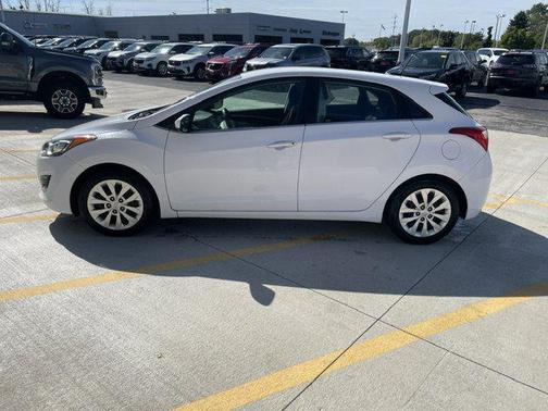 Monaco White 2016 Hyundai Elantra GT Base