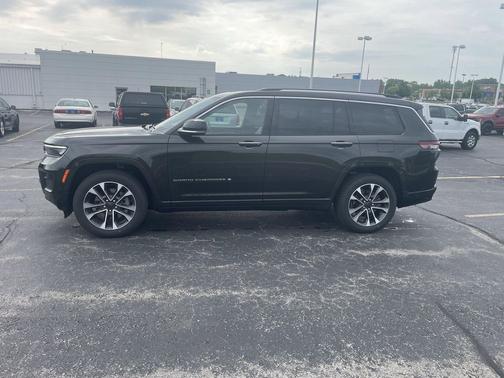Rocky Mountain Pearlcoat 2022 Jeep Grand Cherokee L Overland