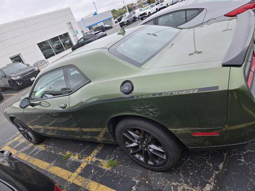 2021 Dodge Challenger SXT