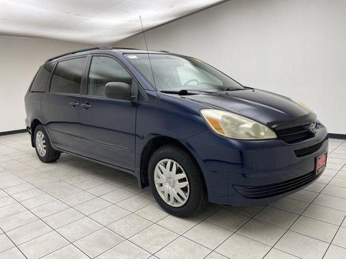 2005 Toyota Sienna LE