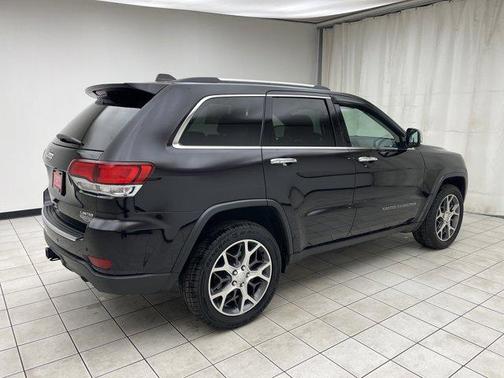 Sangria Metallic Clearcoat 2020 Jeep Grand Cherokee Limited