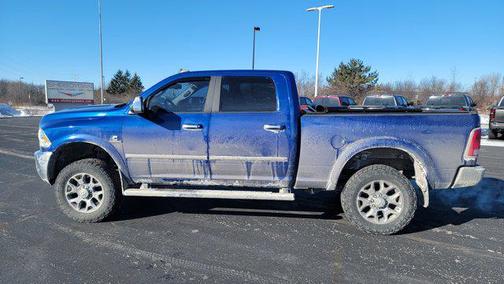 2017 RAM 2500 Laramie Crew Cab 4x4 6'4' Box