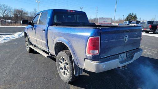 2017 RAM 2500 Laramie Crew Cab 4x4 6'4' Box