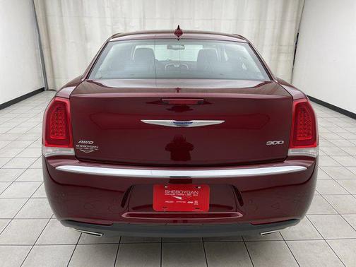 2018 Chrysler 300 Limited