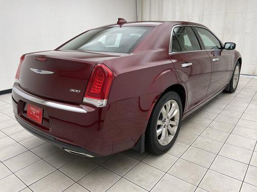 2018 Chrysler 300 Limited