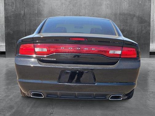 2012 Dodge Charger SE