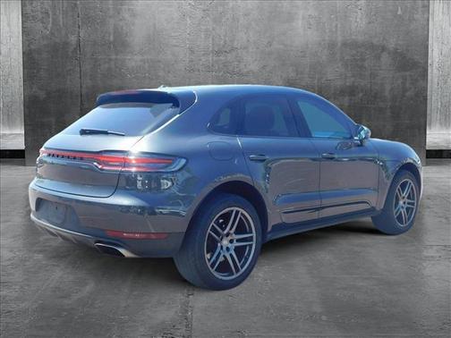 2021 Porsche Macan Base