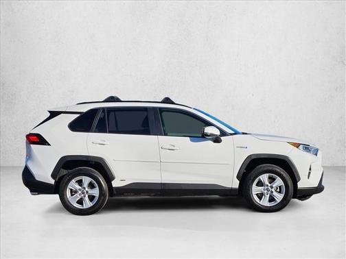 2020 Toyota RAV4 Hybrid XLE