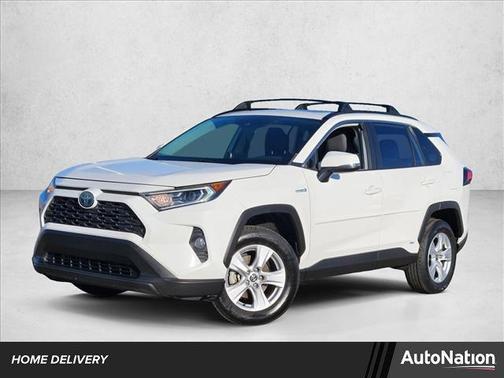 2020 Toyota RAV4 Hybrid XLE