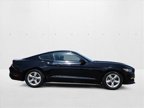 2016 Ford Mustang V6