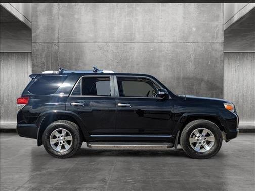 Photo 5 of 25 of 2013 Toyota 4Runner SR5