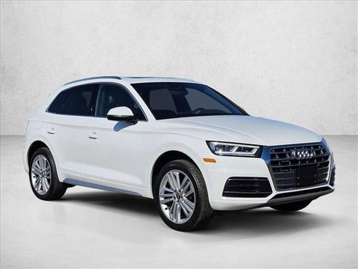 2018 Audi Q5 2.0T Premium Plus