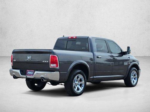 Granite Crystal Metallic Clearcoat 2016 RAM 1500 Laramie