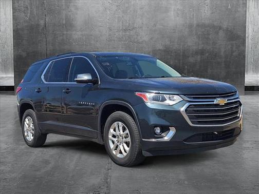 2020 Chevrolet Traverse LT Cloth
