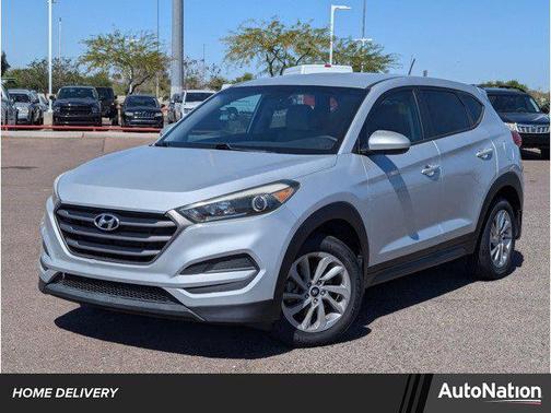 2016 Hyundai TUCSON SE