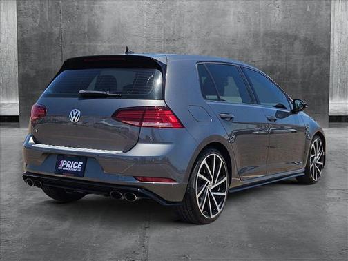 2018 Volkswagen Golf R 2.0T DSG