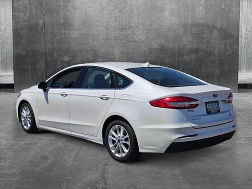 2020 Ford Fusion Hybrid SE
