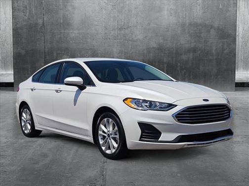 2020 Ford Fusion Hybrid SE