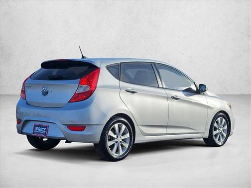 2014 Hyundai Accent SE