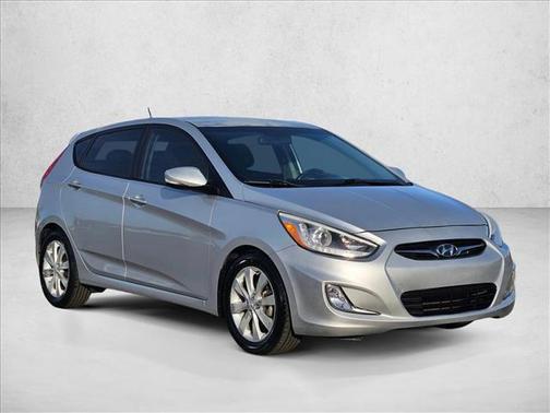 2014 Hyundai Accent SE