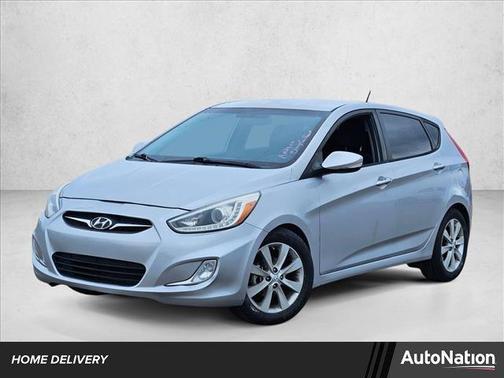 2014 Hyundai Accent SE