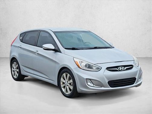 2014 Hyundai Accent SE