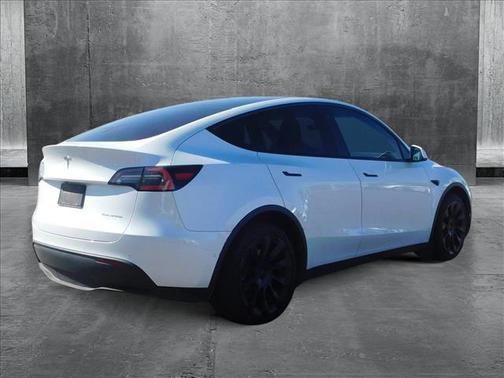 2021 Tesla Model Y Long Range Dual Motor All-Wheel Drive