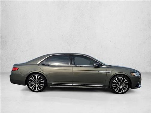 2017 Lincoln Continental Reserve
