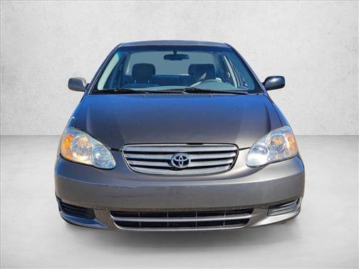 2004 Toyota Corolla LE