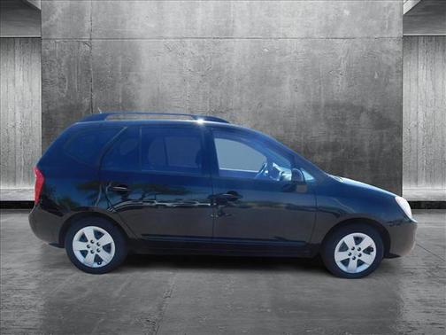 2009 Kia Rondo LX