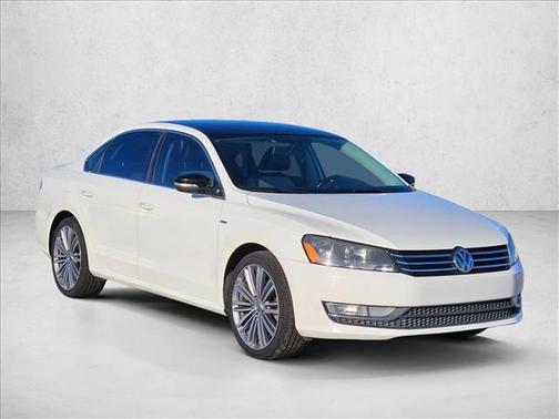 2015 Volkswagen Passat 1.8T Auto Sport