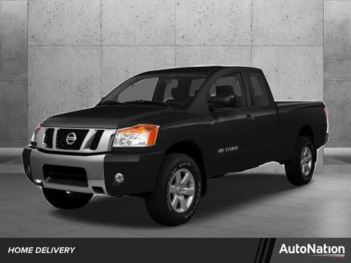 2014 Nissan Titan SV