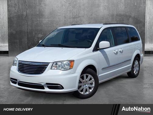 2015 Chrysler Town & Country Touring