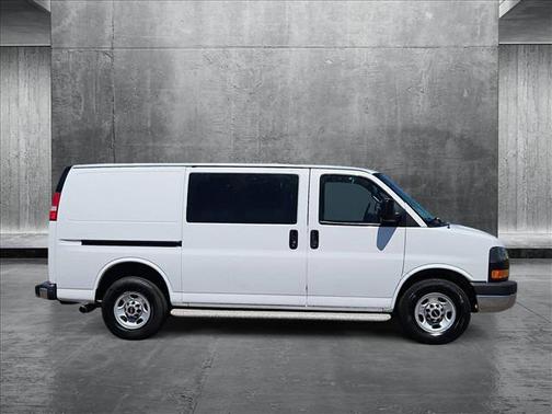 2017 GMC Savana 2500 Work Van