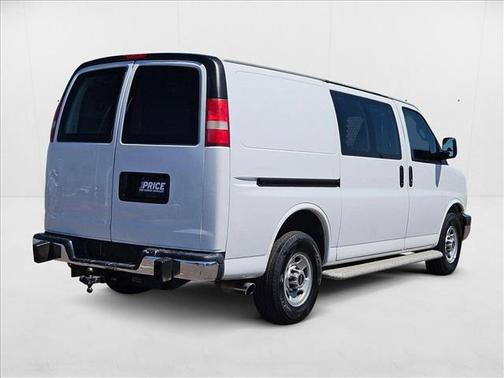 2017 GMC Savana 2500 Work Van