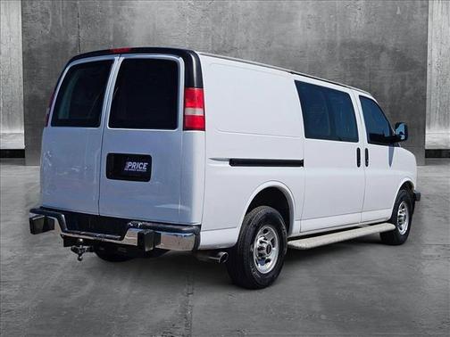 2017 GMC Savana 2500 Work Van