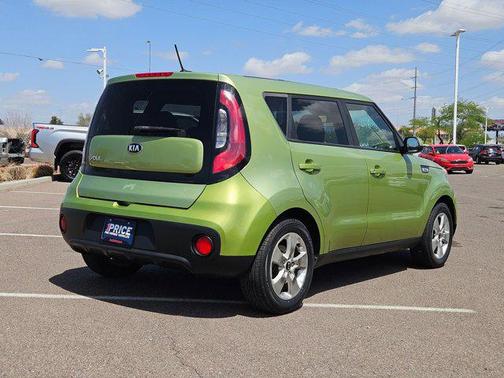 2017 Kia Soul Base