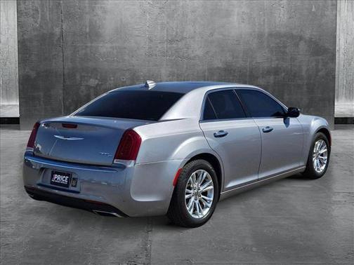 2016 Chrysler 300C Base