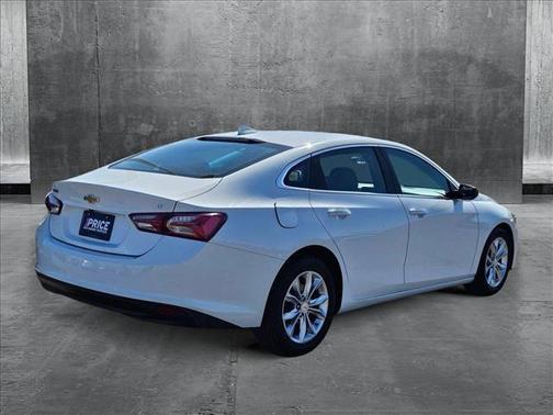 2022 Chevrolet Malibu FWD LT
