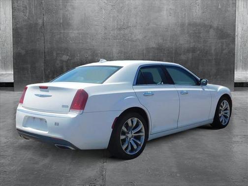 2019 Chrysler 300 Limited