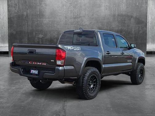 2017 Toyota Tacoma TRD Sport