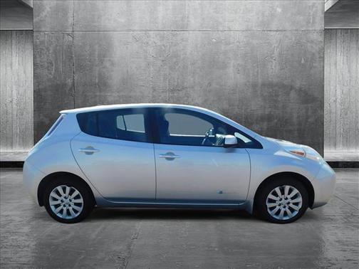 2013 Nissan Leaf S