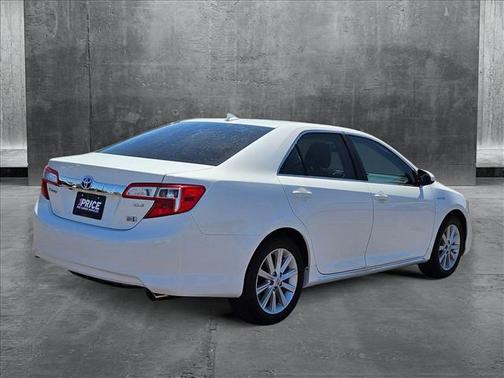 2013 Toyota Camry Hybrid XLE