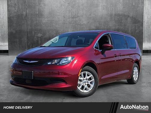 2023 Chrysler Voyager LX