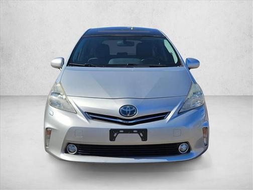 2014 Toyota Prius v Five