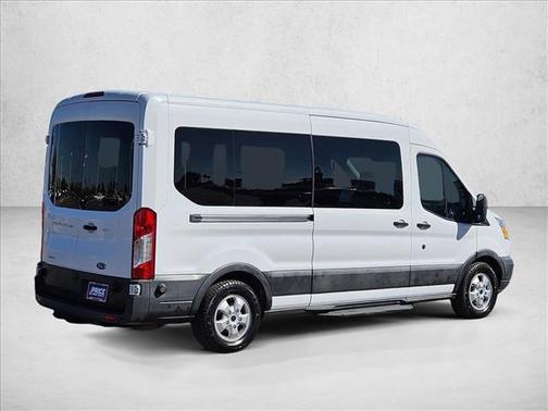 2017 Ford Transit-350 XLT