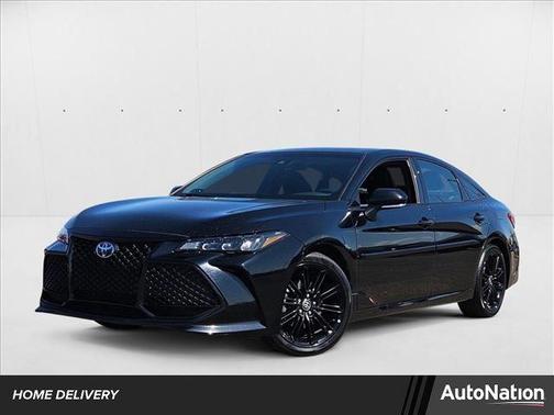 2022 Toyota Avalon Hybrid XSE