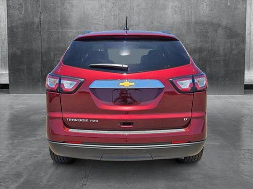 2017 Chevrolet Traverse 2LT