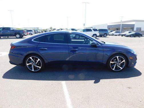 2022 Hyundai SONATA SEL Plus